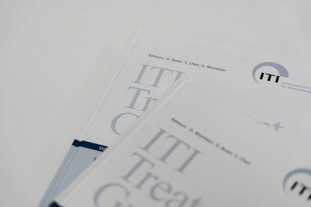 Livres ITI sur l’implantologie dentaire